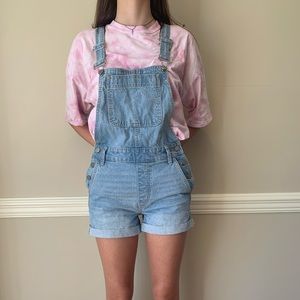 Yeehaw. Overall shorts